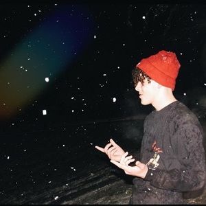 Meet your Posher, Adam